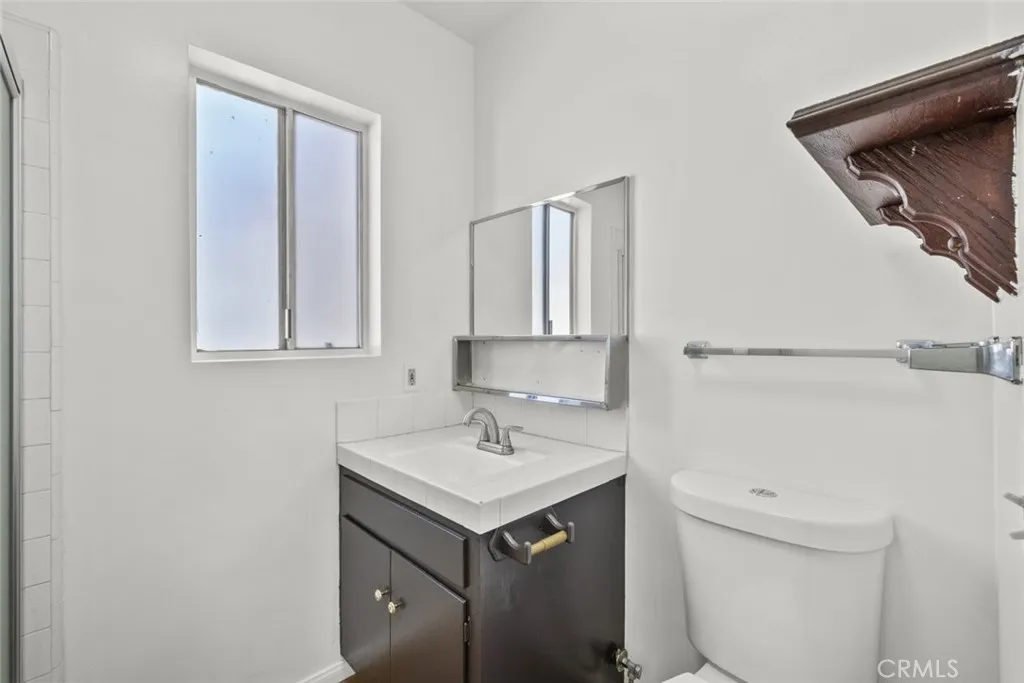 6031 Beck Avenue, North Hollywood, California 91606 home-pic-18